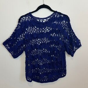 Chico’s Crochet Open Weave Top Royal Blue Misses Size Medium / Chico’s Size 1